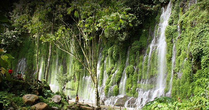 File:Asik-asik Falls, Alamada, Cotabato.jpg