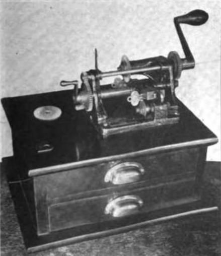 File:Key duplicator, 1917.jpg