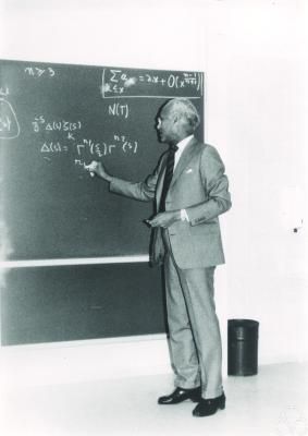 File:Komaravolu Chandrasekharan MFO 1987.jpg