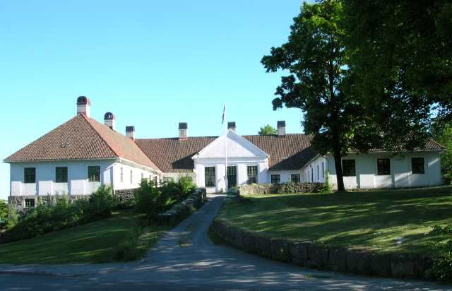 File:Laurvig Hospital.jpg