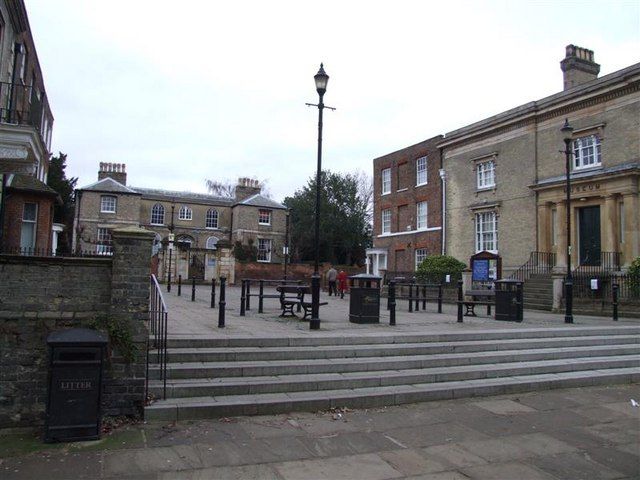 File:Museum Square. - geograph.org.uk - 1091228.jpg