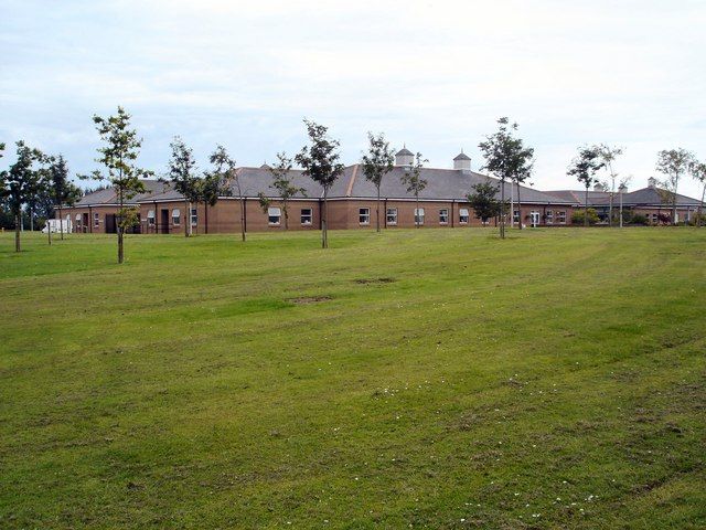 File:Waterside Hospital - geograph.org.uk - 496976.jpg