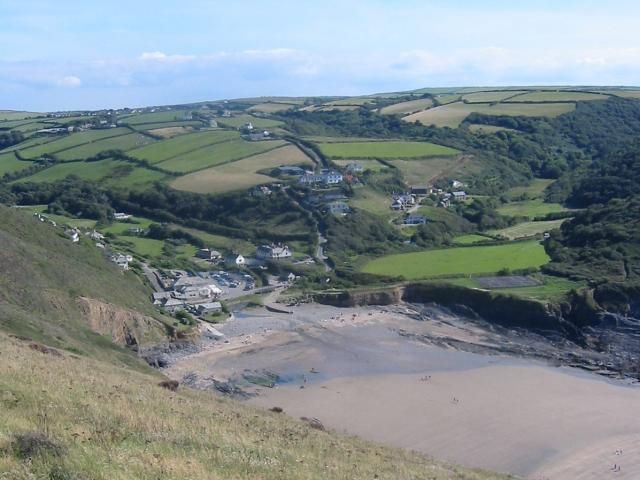 File:Crackington Haven.jpg