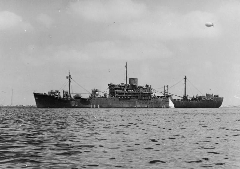 File:HMS Glengyle.jpg