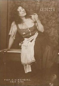 File:Johanna Geisler photo postcard.jpg