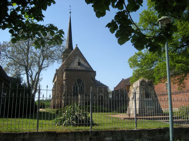 File:Kriechau Kirche.jpg