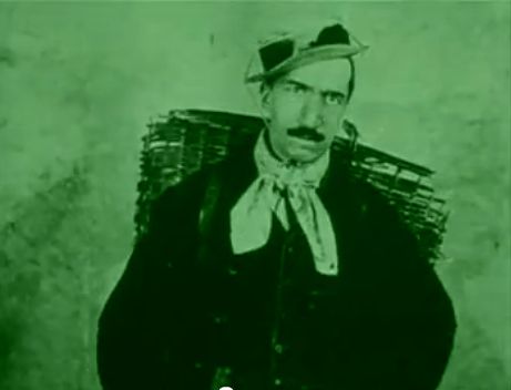 File:Marcel Lévesque-Les Vampires, 8 episodio.jpg