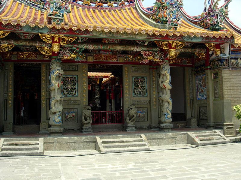 File:Peipu-temple.jpg