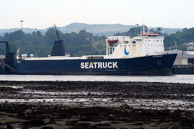 File:Seatruck Moondance.jpg