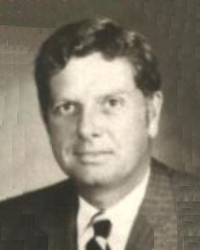 File:Senator Macfarlane 1988.jpg