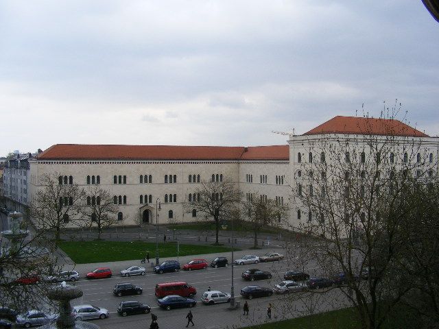 File:Ducal Georgianum Munich - building outside.JPG