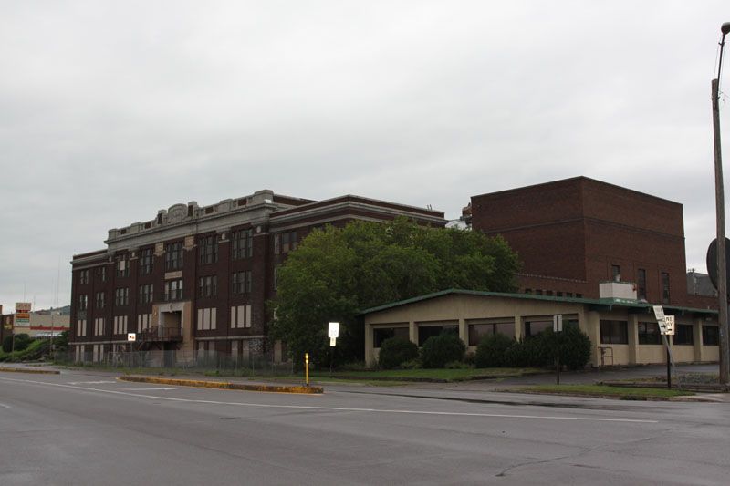 File:Duluth Armory 2.jpg