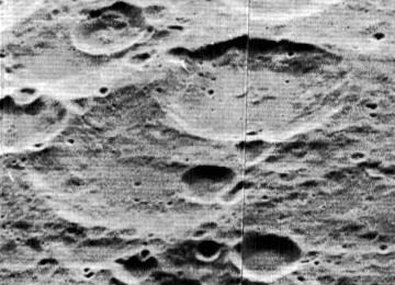 File:Esnault-Pelterie Schlesinger craters 5006 med.jpg