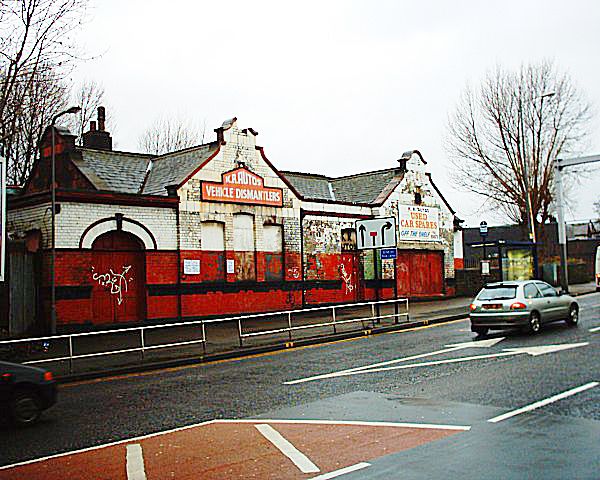 File:Heeley Station - Station building 27-03-06.jpg