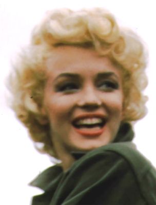 File:Marilyn Monroe, Korea, 1954 (cropped).jpg