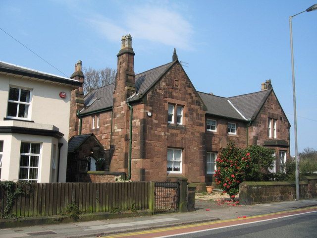 File:Nurses Home, Allerton Road, Woolton.jpg