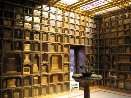 File:Oakland-columbarium-s.jpg