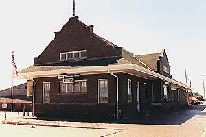 File:Rugby Train Station.jpg