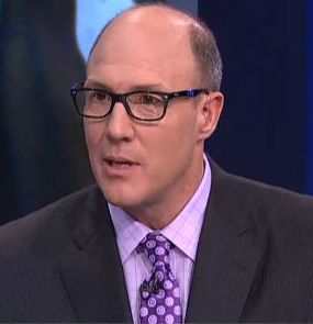 File:Scott Pioli, purple tie.jpg