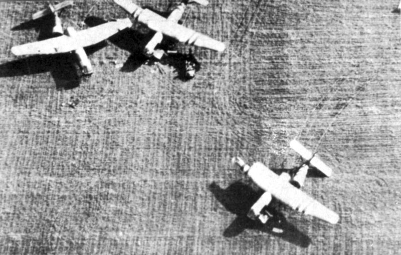 File:Airspeed Horsas - Arnhem 1944 1.jpg