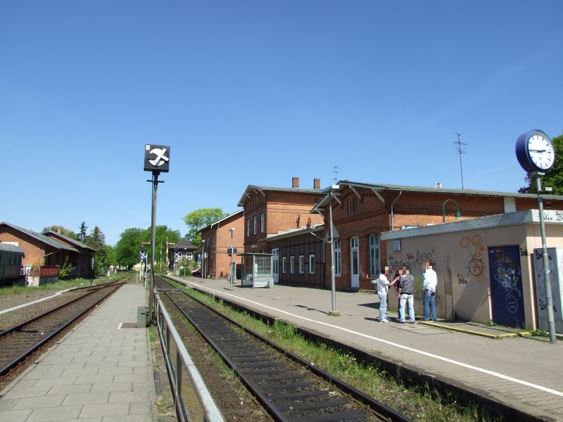 File:Bahnhof Moelln(1).jpg