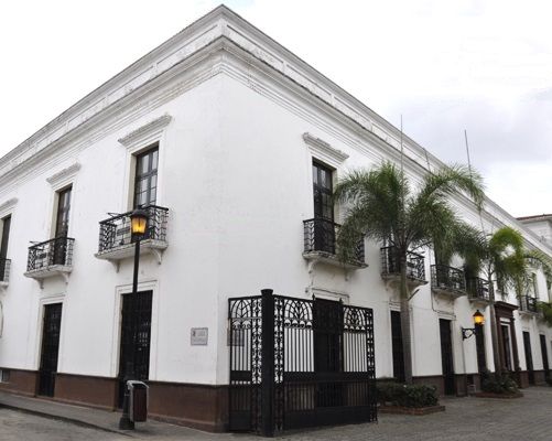 File:Casa de los Presidentes Colonial Zone.jpg