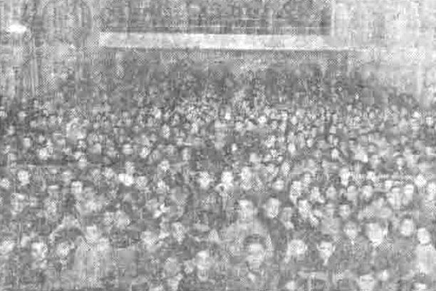 File:Festival para los niños, Barcelona 1939.jpg