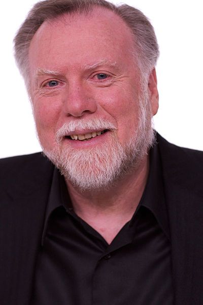 File:Gordon Neufeld.jpg