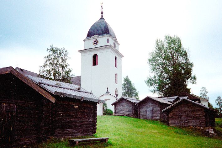 File:Rattvik kyrka.jpg