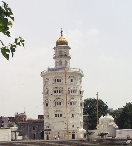 File:Baba Atal Amritsar (cropped).jpg