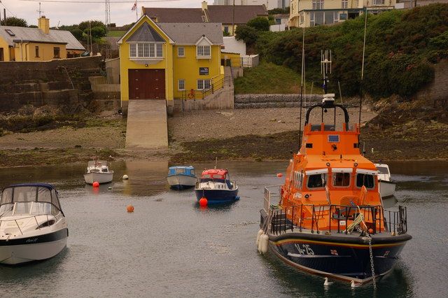 File:Irl BallycottonLifeboat.jpg