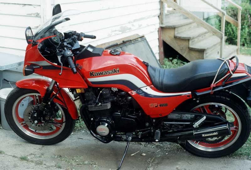 File:Kawasaki GPz750.jpg