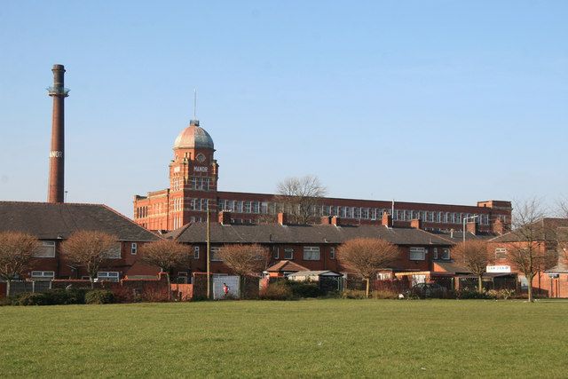 File:Manor Mill, Chadderton.jpg