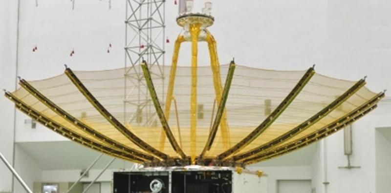 File:Queqiao antenna.jpg