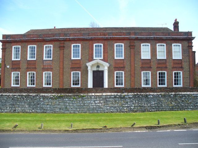 File:Smiths Hall - geograph.org.uk - 779721.jpg