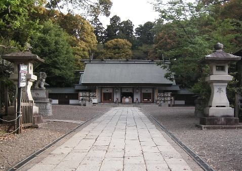 File:Tokiwa-jinja haiden.jpg