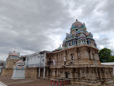 File:Valivalammanatthunainathartemple4.jpg