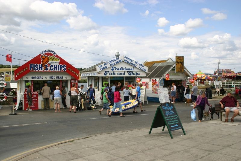 File:West Bay, Dorset 2.jpg