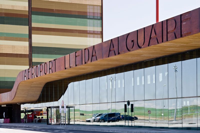 File:Lleida-airport2.jpg