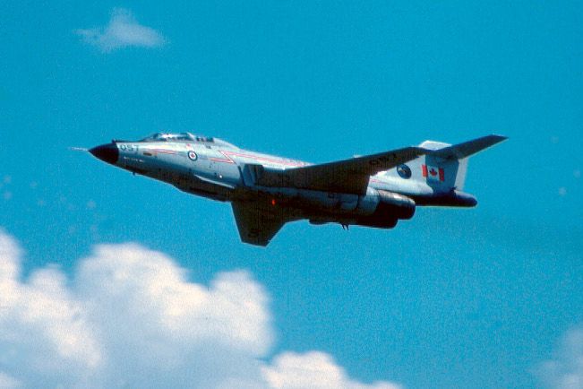 File:McDonnell CF-101B (101057).jpg