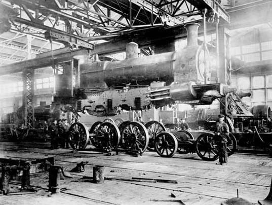 File:Bendigo Workshops interior.jpg