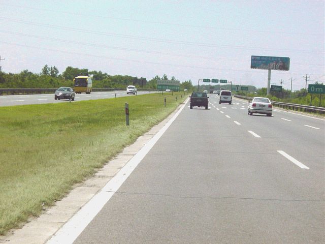 File:Central Jingshi Expressway8.jpg