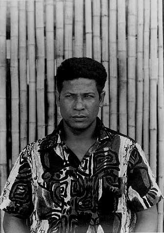 File:Deputy Distad Erhart Aten, Truk, 1975.jpg