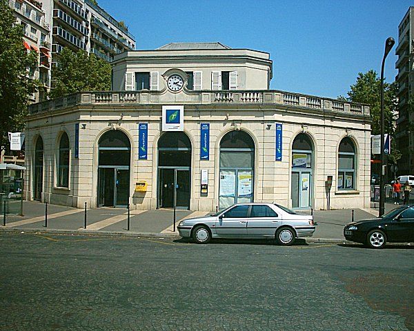 File:Gare de Courcelles-Levallois.jpg