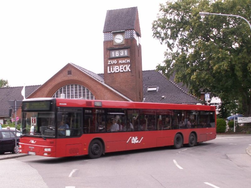 File:StrandbfTravemünde02.JPG