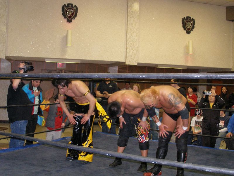 File:Team Kaientai Dojo CHIKARA.jpg