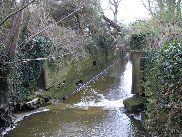 File:Baybridge Old Lock geograph 530668.jpg