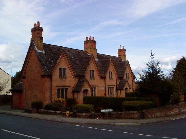 File:Bramcote Almshouses - geograph.org.uk - 1775626.jpg