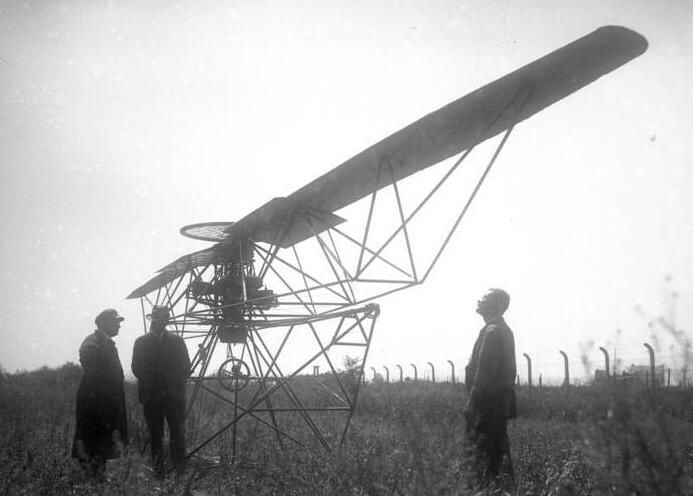 File:Bundesarchiv Bild 102-13806, Rotationsflugzeug (cropped).jpg