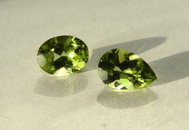 File:Peridot-China.jpg